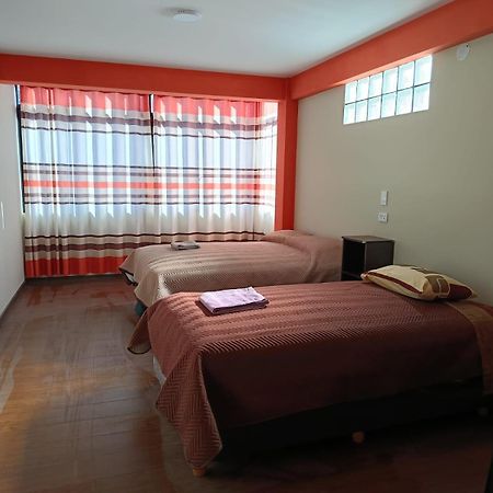 Jhonyximena Apartment Copacabana  Bagian luar foto