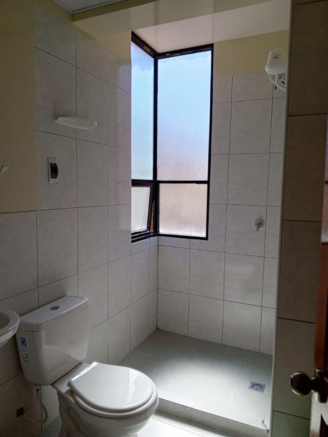 Jhonyximena Apartment Copacabana  Bagian luar foto