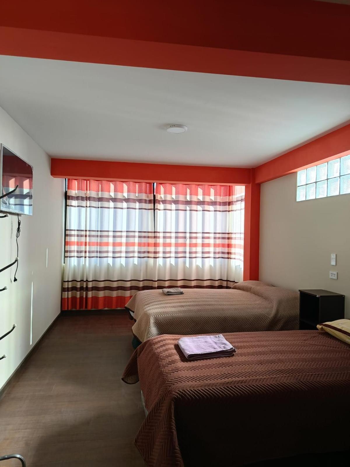 Jhonyximena Apartment Copacabana  Bagian luar foto