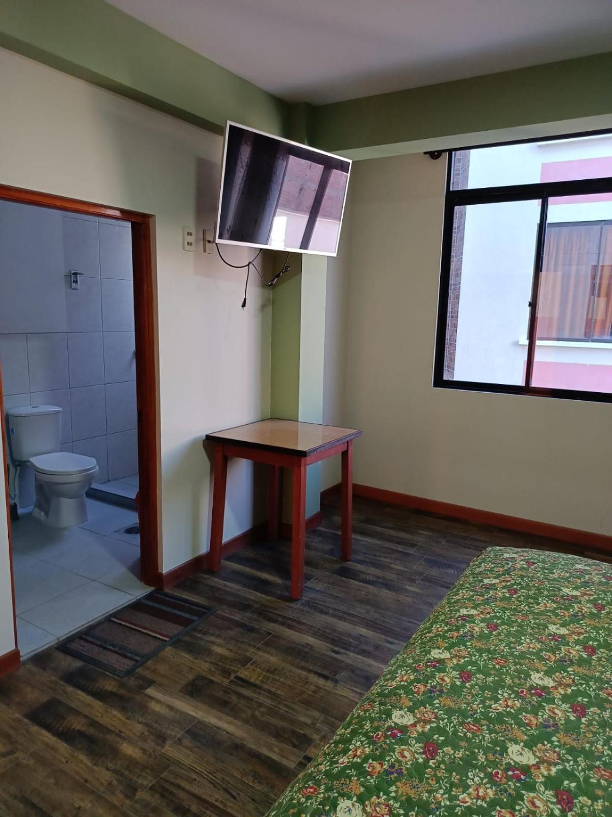 Jhonyximena Apartment Copacabana  Bagian luar foto
